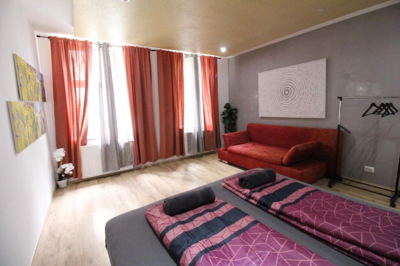 Private Triple Bedroom Rf1 Wien Exteriör bild